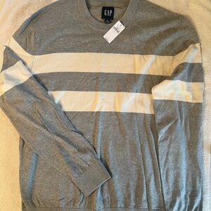 GAP Men's Gray and White Sweater